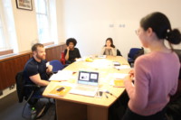 Chinese group learning Learning Chinese in a group